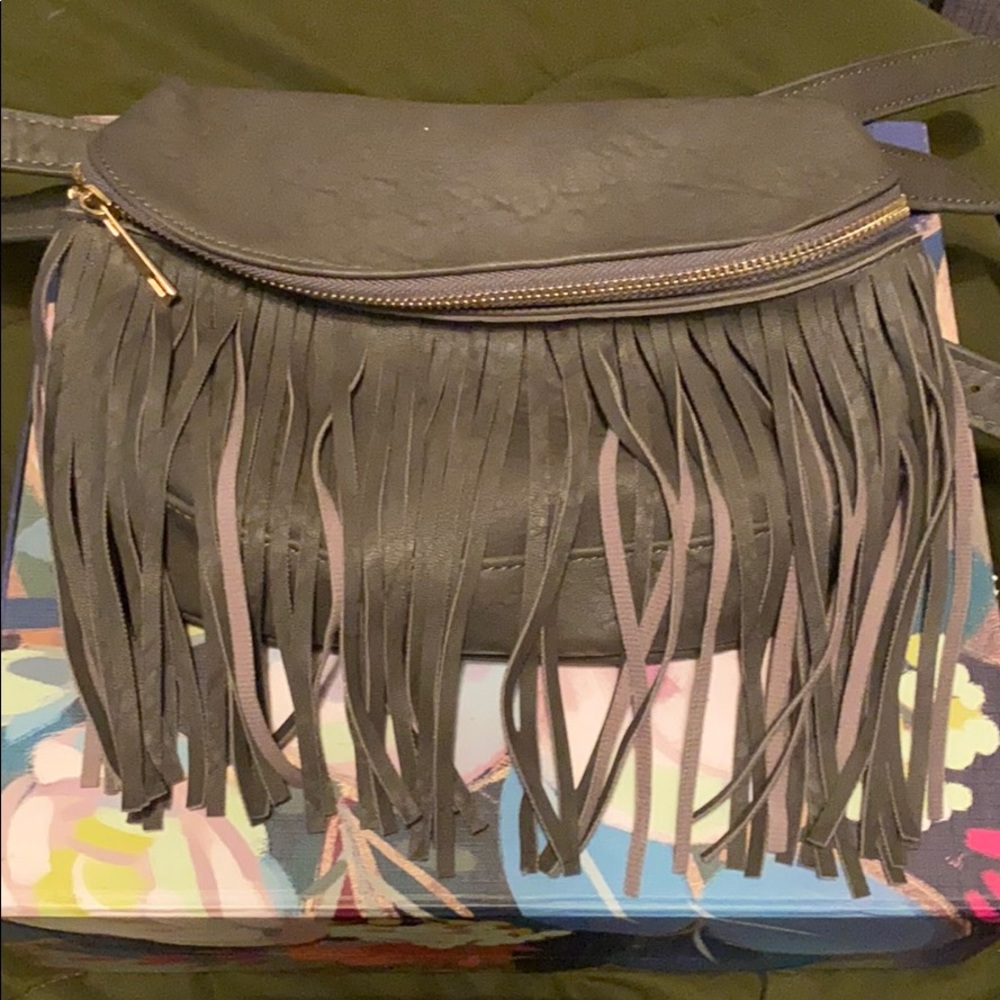 Fanny pack with Tassels